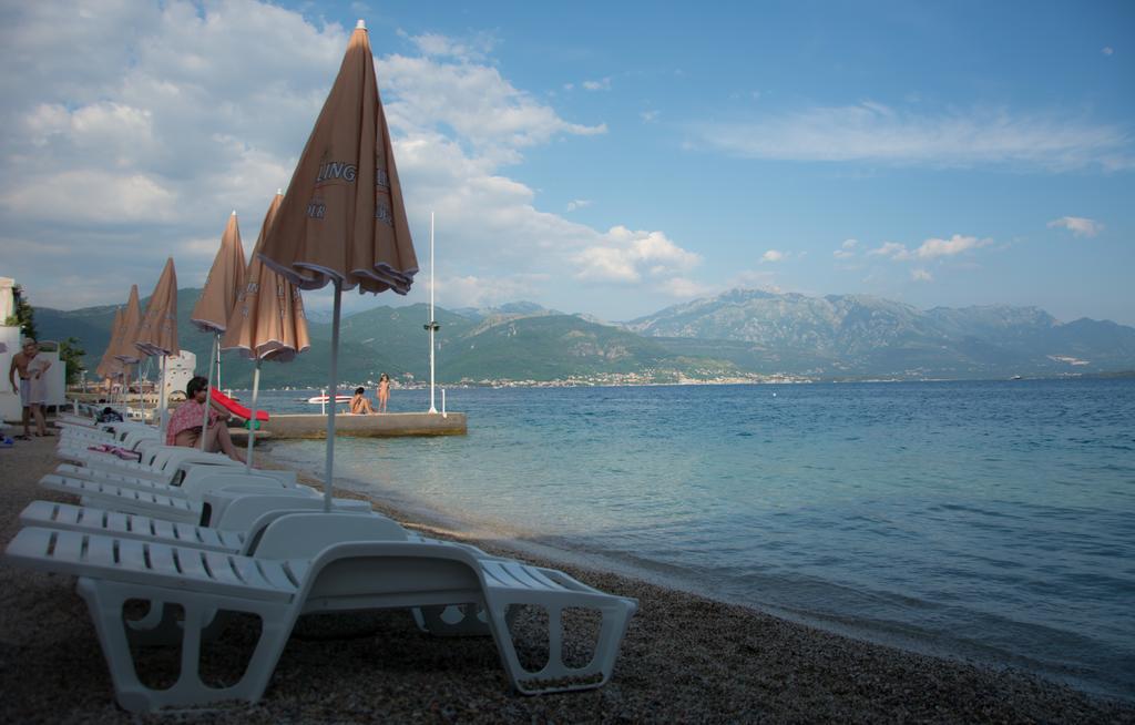 Adriadome Apartments Биела Екстериор снимка