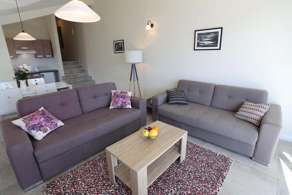 Adriadome Apartments Биела Екстериор снимка