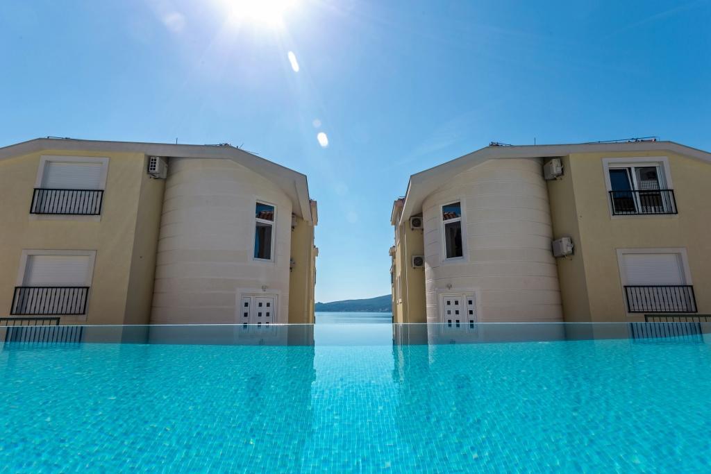 Adriadome Apartments Биела Екстериор снимка